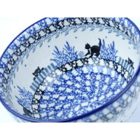 Bunzlau bowl on foot 14 cm. * 206-2827 poesjes *