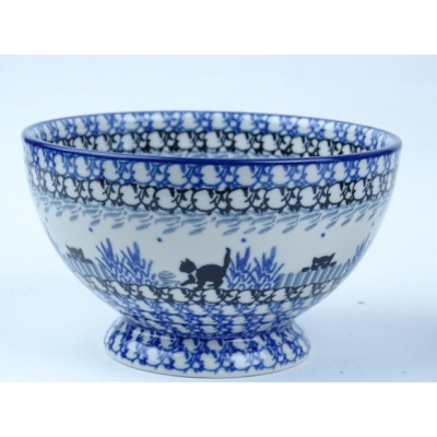 Bunzlau bowl on foot 14 cm. * 206-2827 poesjes * Bunzlau bowl on foot 14 cm. * 206-2827 poesjes *